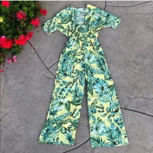 New with tags tiki jumpsuit